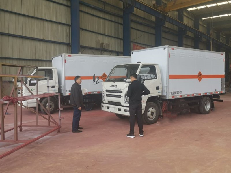 江铃国六炸药运输车