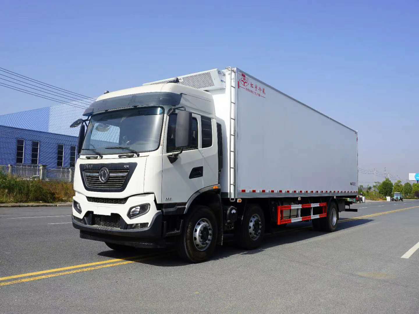 东风天锦9.6米冷藏车厂家直销