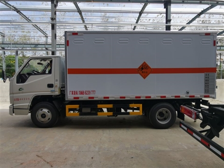 贵州江铃民爆器材专用车5吨,6吨,7吨危货车