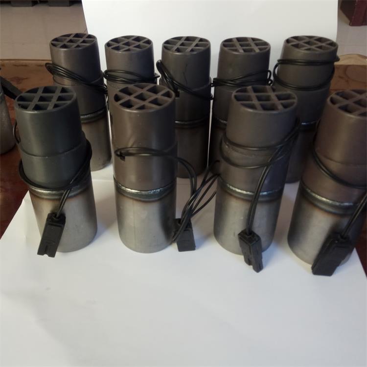 东一五金 礼花气瓶厂 大批量定制 7公分电子礼花气瓶 量大从优