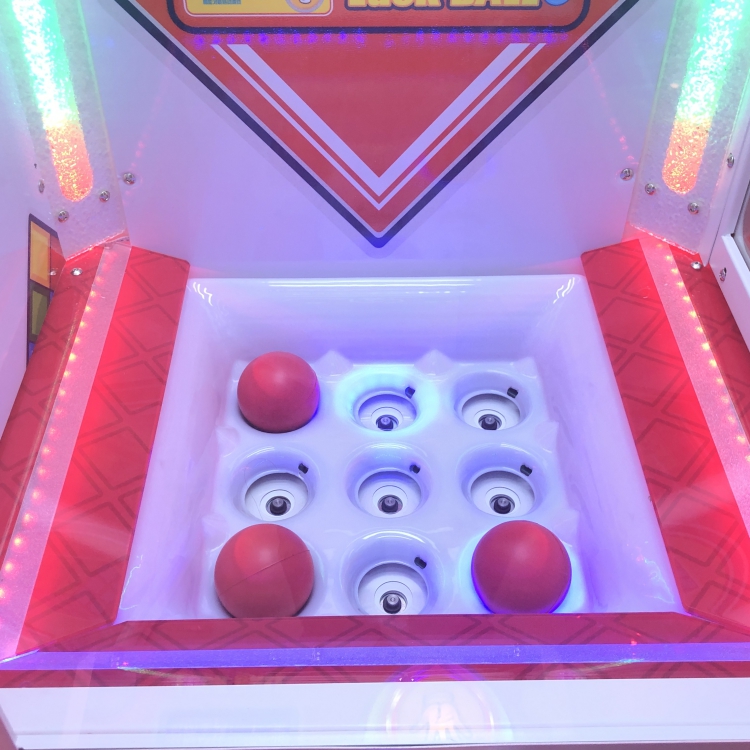 球魔方禮品機(jī) 投幣電玩禮品機(jī) 九宮格禮品游藝機(jī)臺設(shè)備