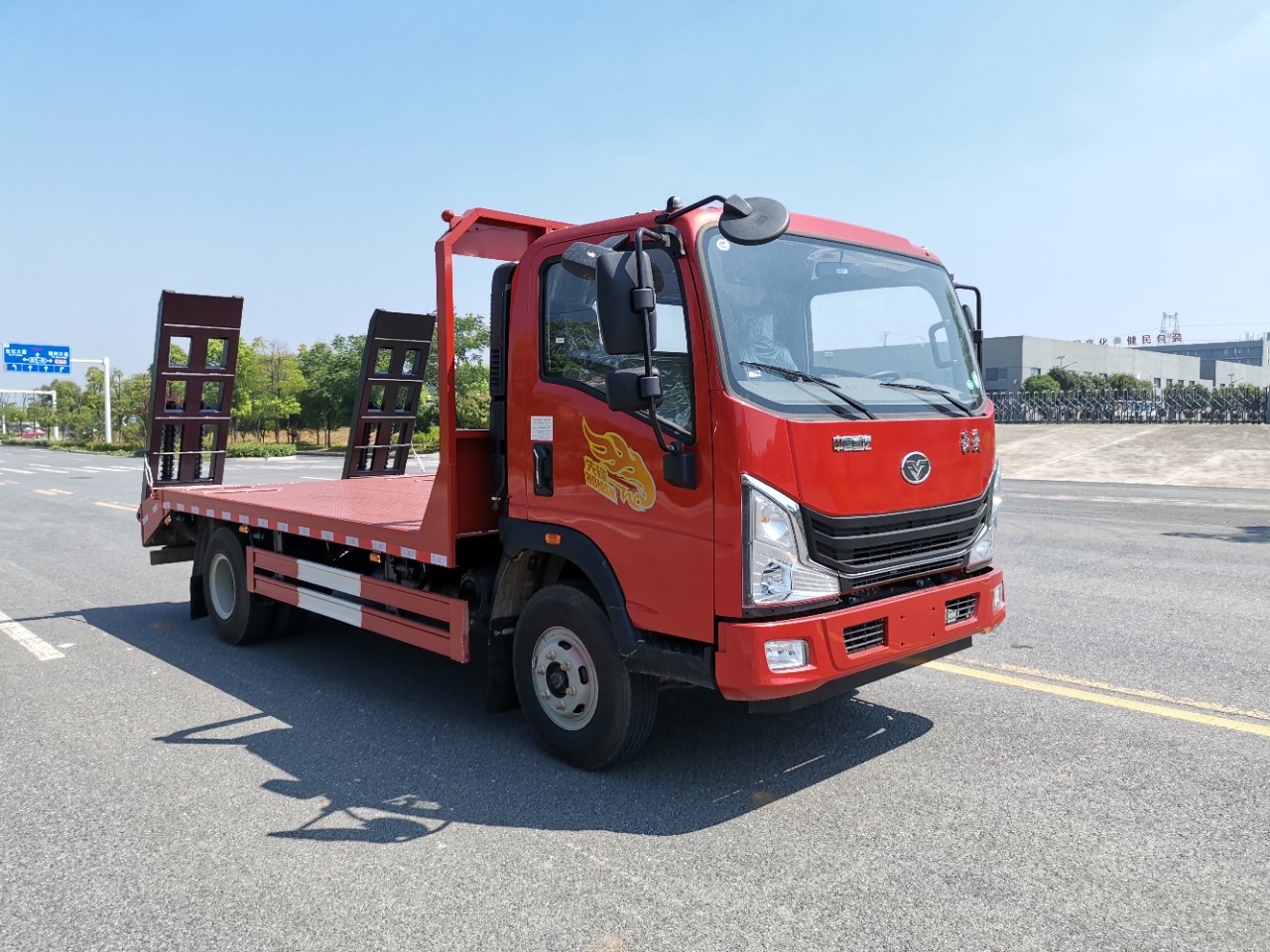 重汽豪曼3650轴距平板运输车