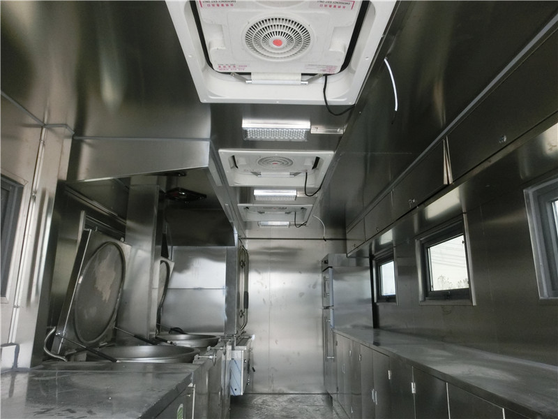 部队野战军用越野餐车 配置