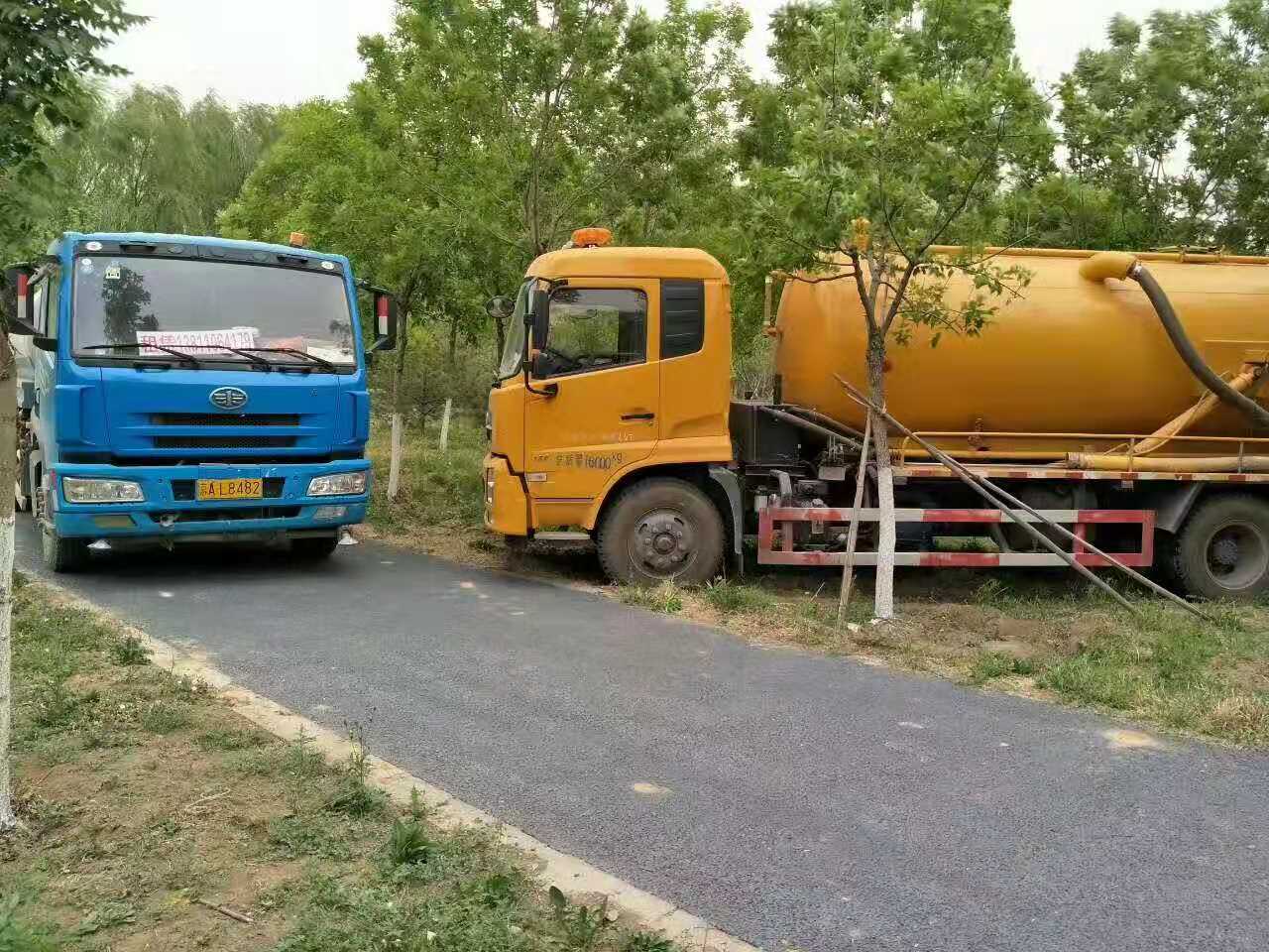 大兴区洒水车出租水车租赁,前喷侧喷后喷水一应俱全