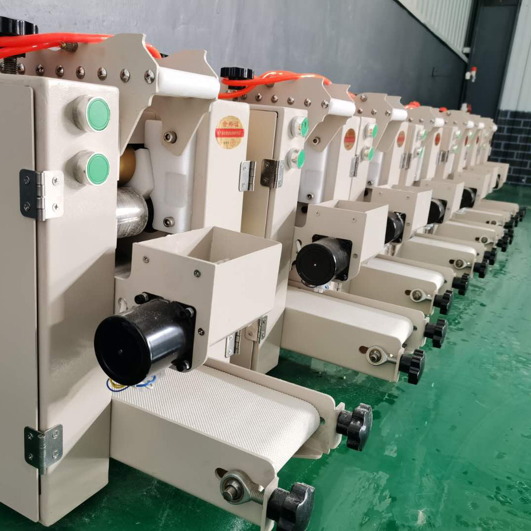 凡拓 新疆烤包子皮机 多功能饺子皮机 产品订制