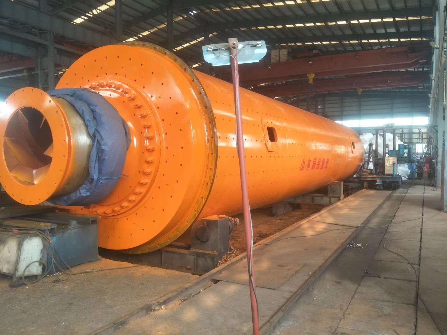 矿渣磨,矿渣高细磨,水泥磨,氧化铝磨,粉煤灰球磨机规格型号