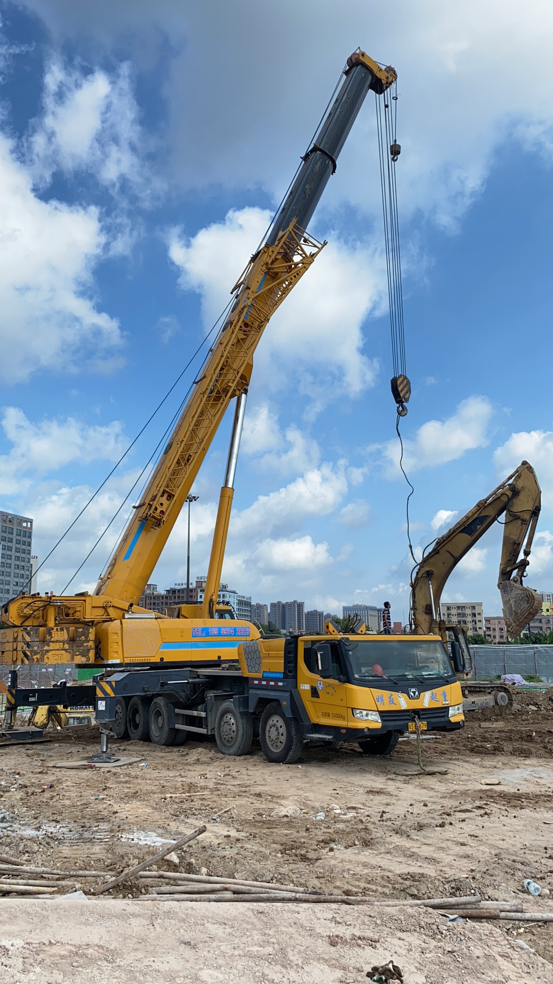 80吨100吨吊车200吨300吨350吨吊车出租