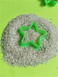 石英砂滤料用途  精制石英砂 是重要的工业矿物原料