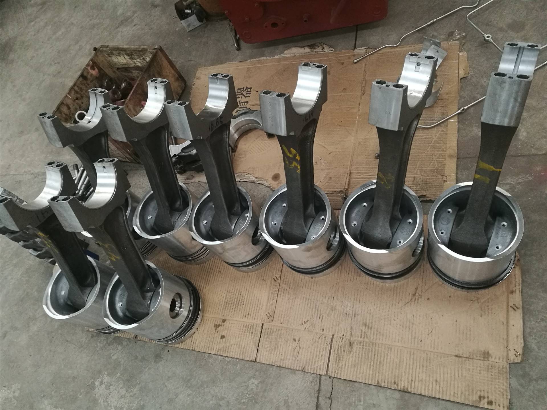 山东依辰动力济柴配件190连杆与活塞连杆与螺母