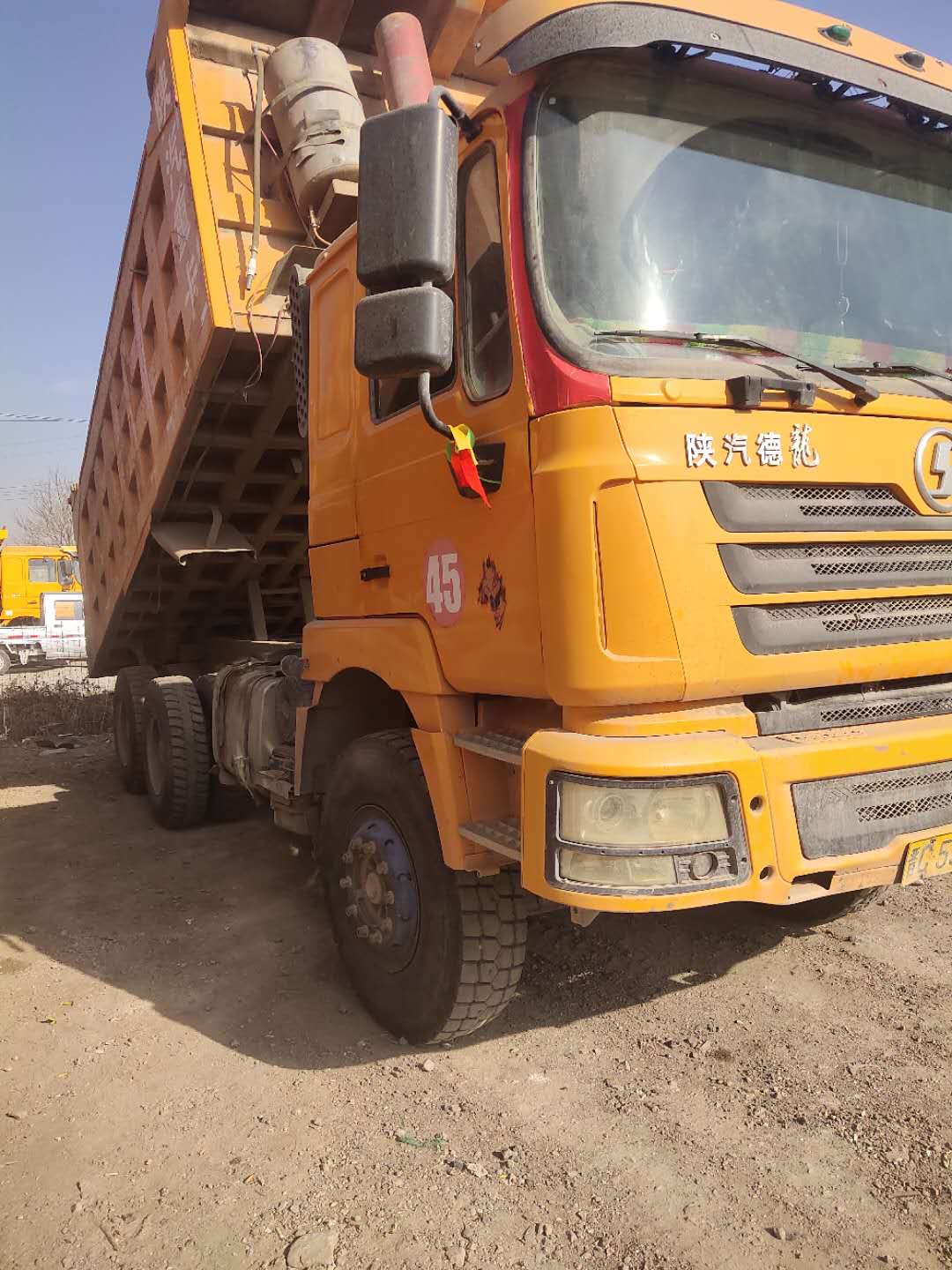 急售17年德龙自卸车f3000