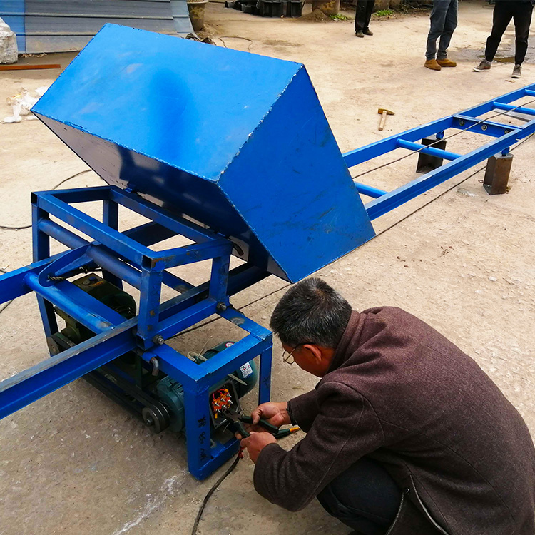 斜坡提升上料机建筑上料 山坡运石机 圣能工程机械建筑爬山虎