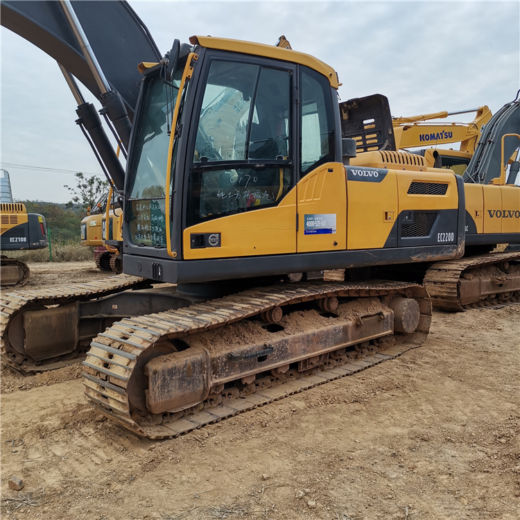 沃尔沃二手挖机220d 汉筑二手挖掘机