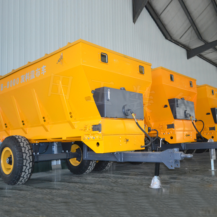 新型环保撒灰车 厂家直销撒布机 自动撒灰车价格 田王装备