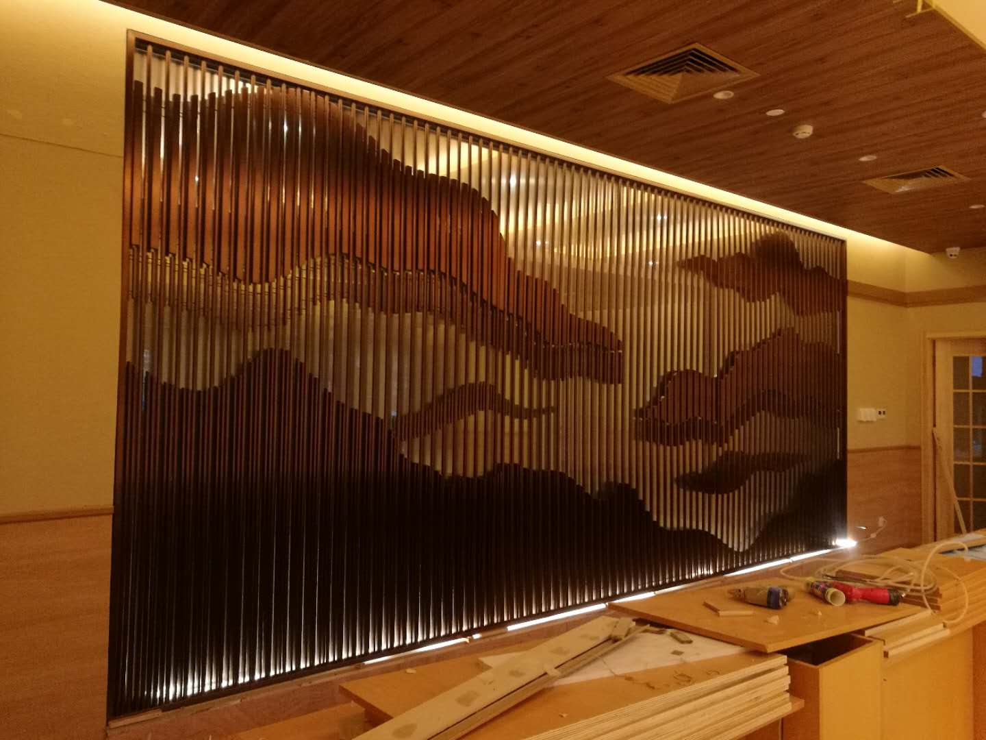 酒店山峦不锈钢背景墙屏风各种造型款式大全