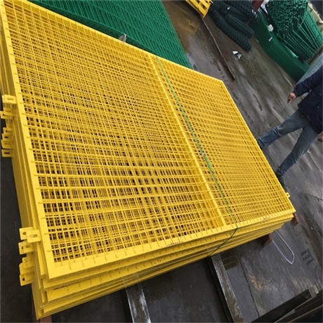 工厂货站护栏网 开发区围地护栏网 工区围墙护栏网样式