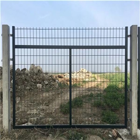 喷塑铁路围栏网厂家 公路安全防护网 高铁桥下8002护栏网