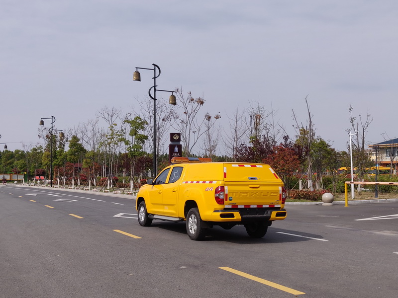 松原大件护送车大件运输向导车厂家