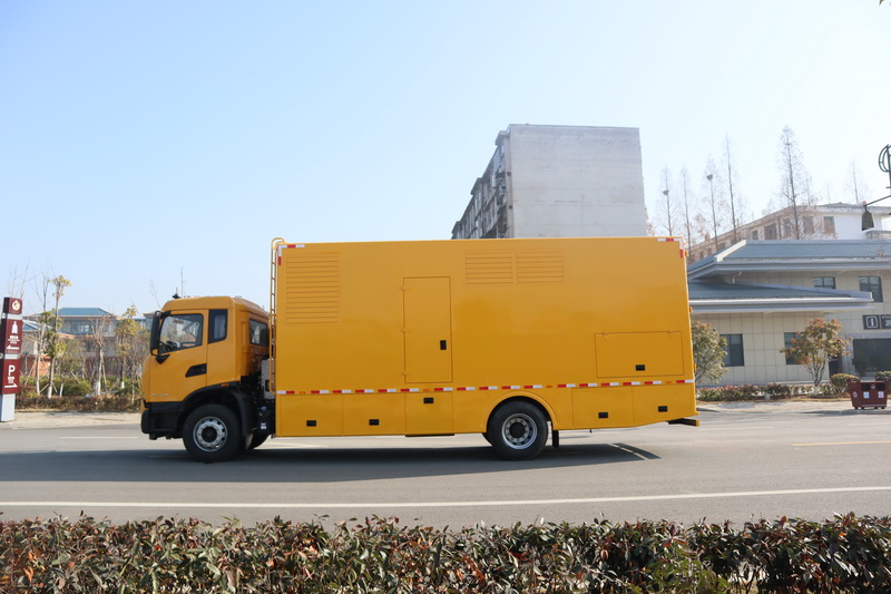 大功率应急发电车,移动供电车,电力应急发电车,ups不间断电源车