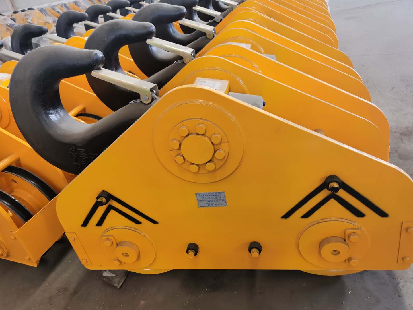 双梁起重机吊钩组