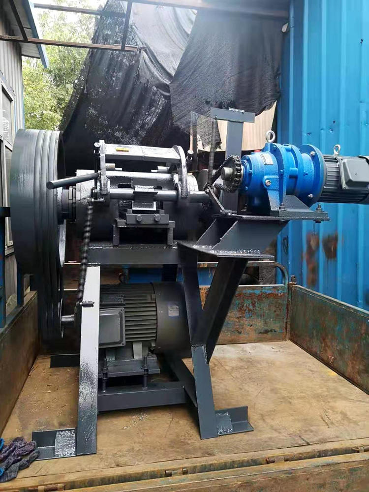 nm60废旧轮胎切割机橡胶切块机切割机