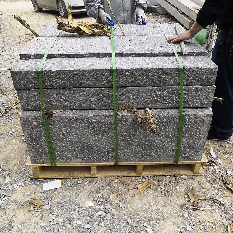 黄锈石台阶石蘑菇石台阶石众磊常年出售