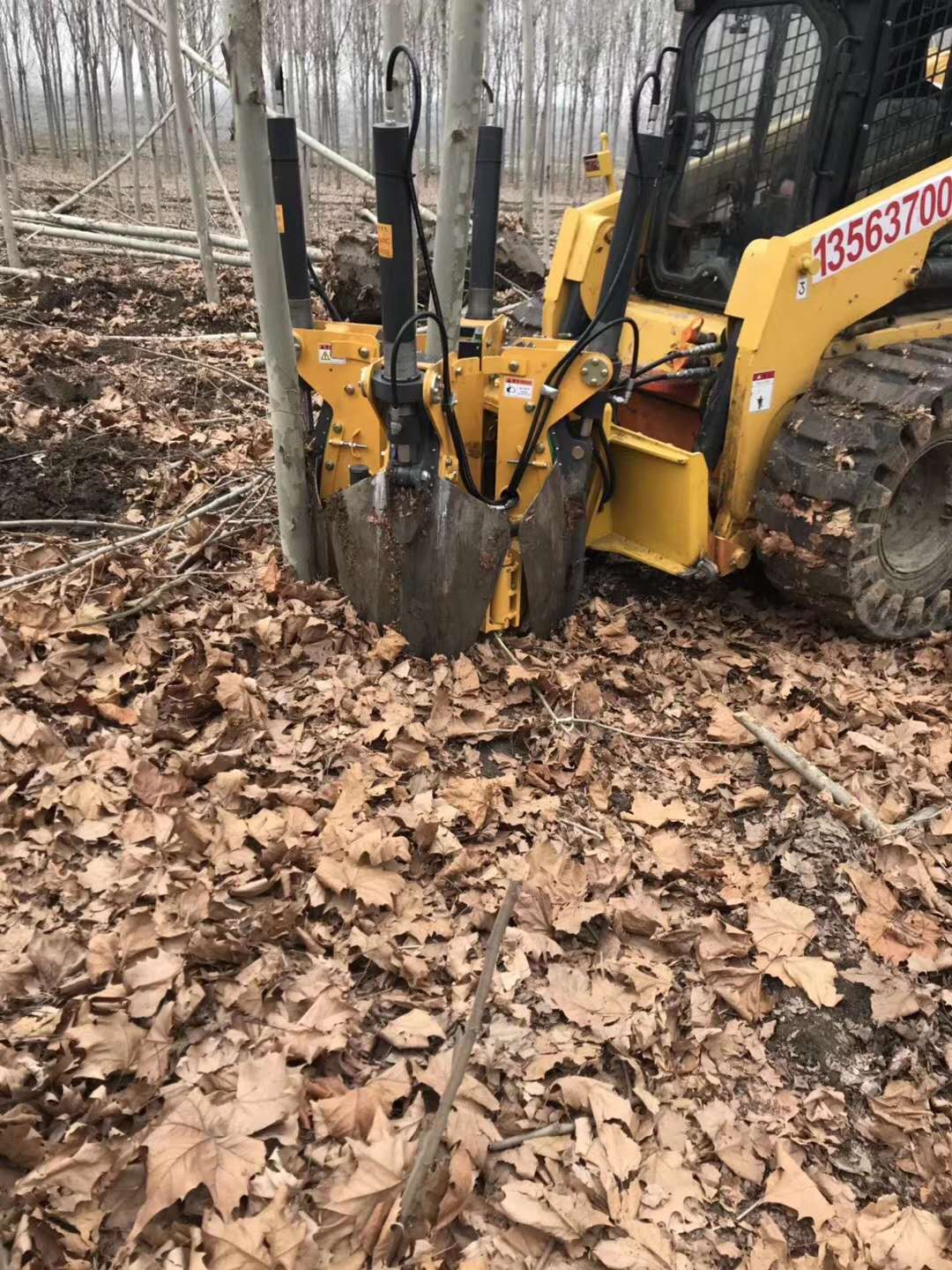 挖掘机挖树刀挖掘机挖树苗神器小挖机挖树刀片挖树桩工具