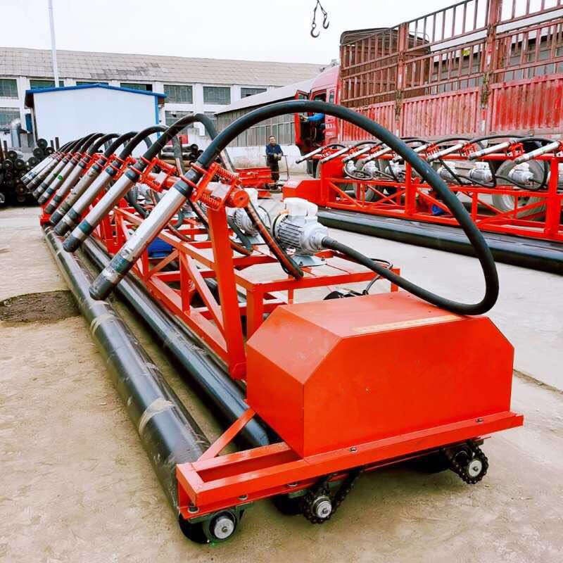 此排式振捣机可实施对混凝土深层振捣提高密度.金尊设备设计