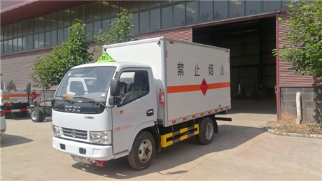 陕西4吨,5吨,6吨爆破器材专用车那家正规