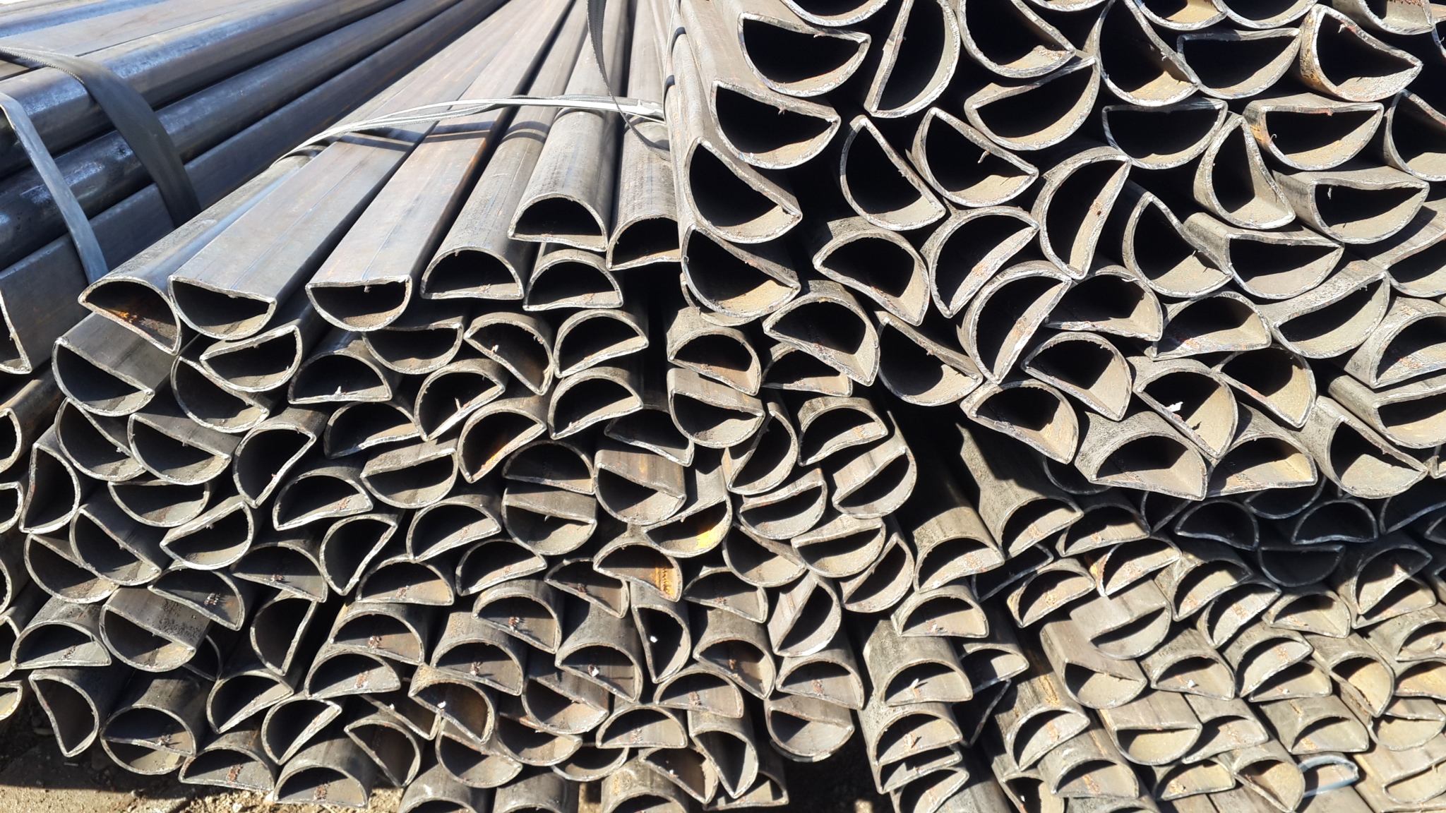 拱形钢管-不锈钢D形管生产厂-暖气片管
