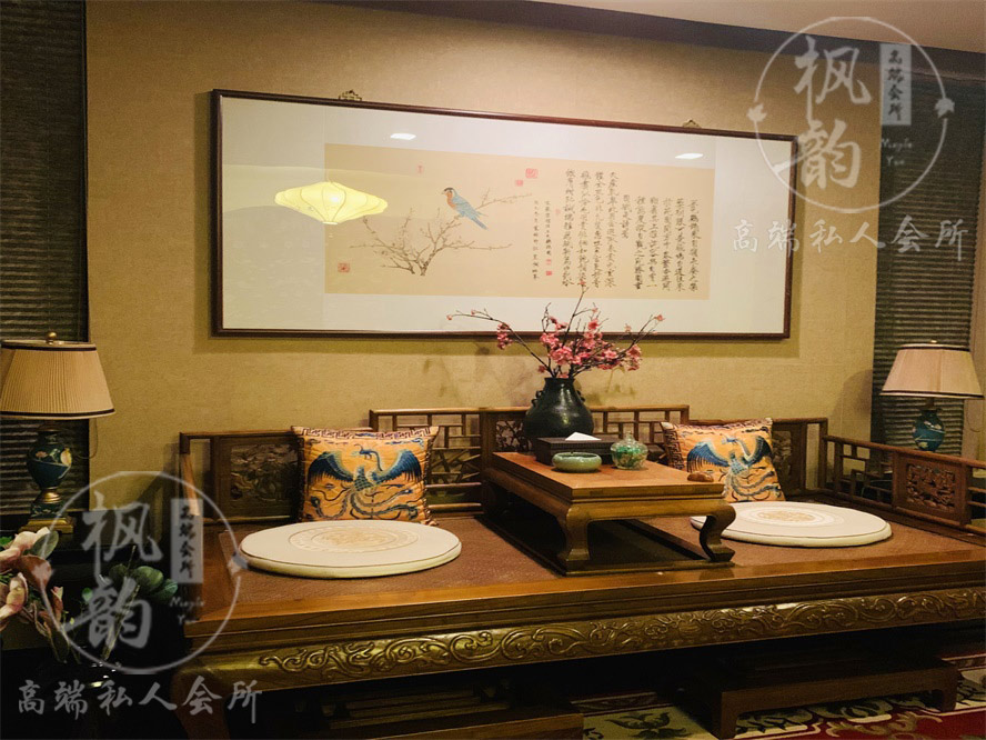 老板跟我去了一趟珠海男士顶级水疗保健会所,相当不错,忍不住的推荐给大家