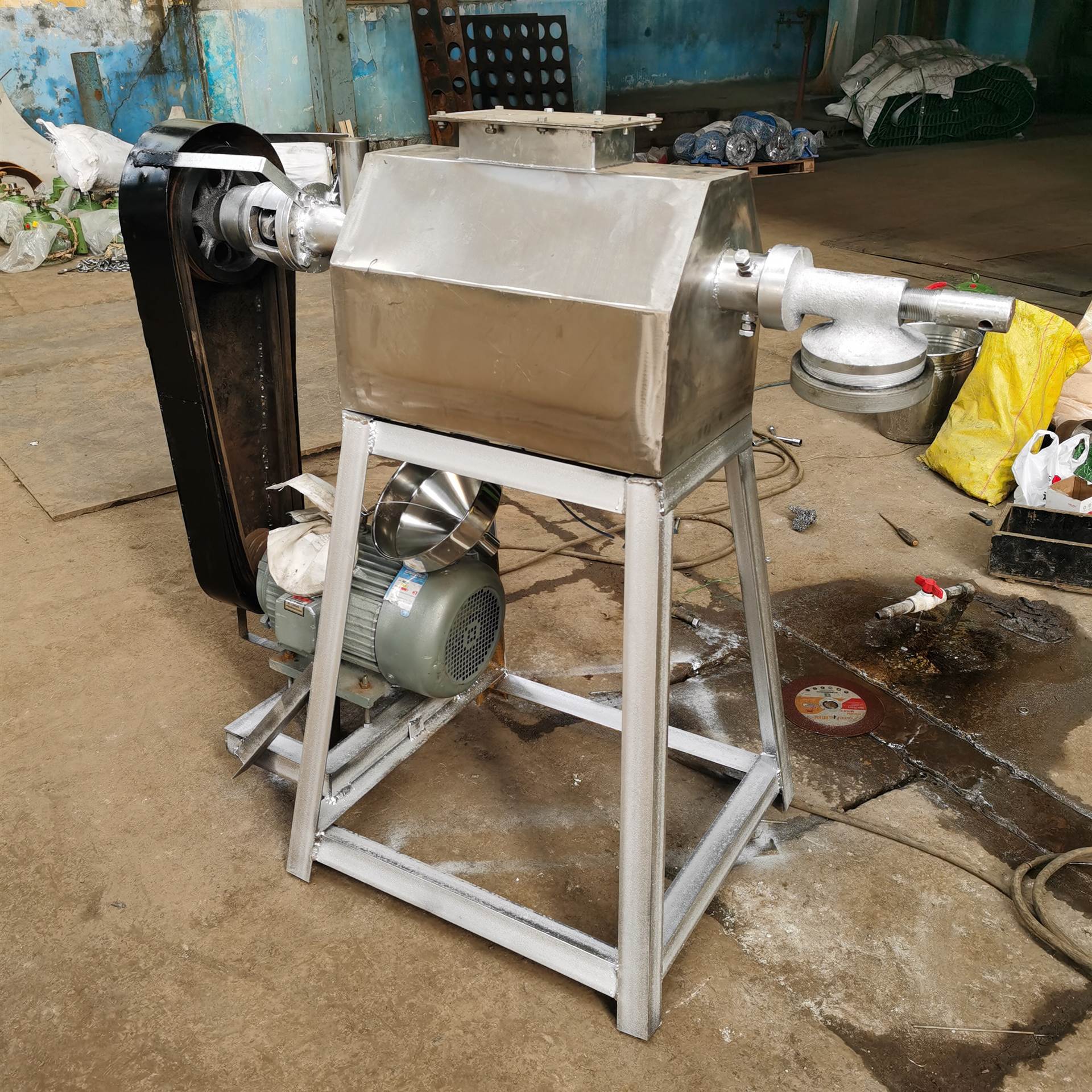 鲜土豆淀粉粉条机黑龙江川粉机生产厂家zcjb生产直销