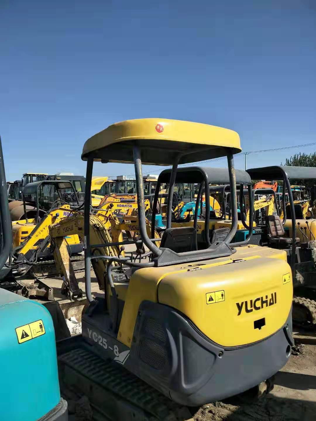 桂林本地二手挖掘机市场 自用二手18 20挖沟机包送