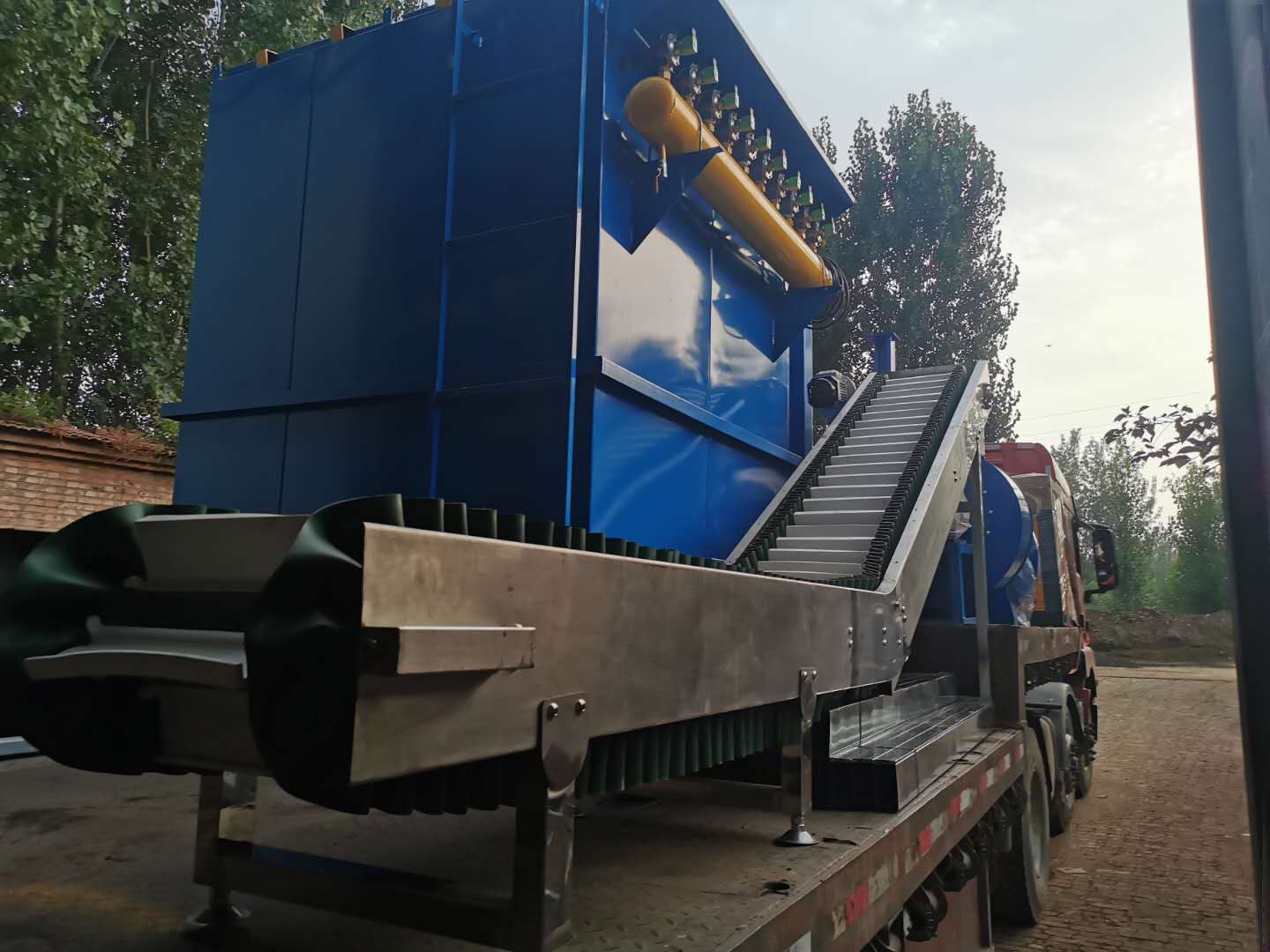 全自动半自动彩石金属瓦设备克尔斯