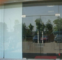 天津玻璃门定做电话天津玻璃门安装