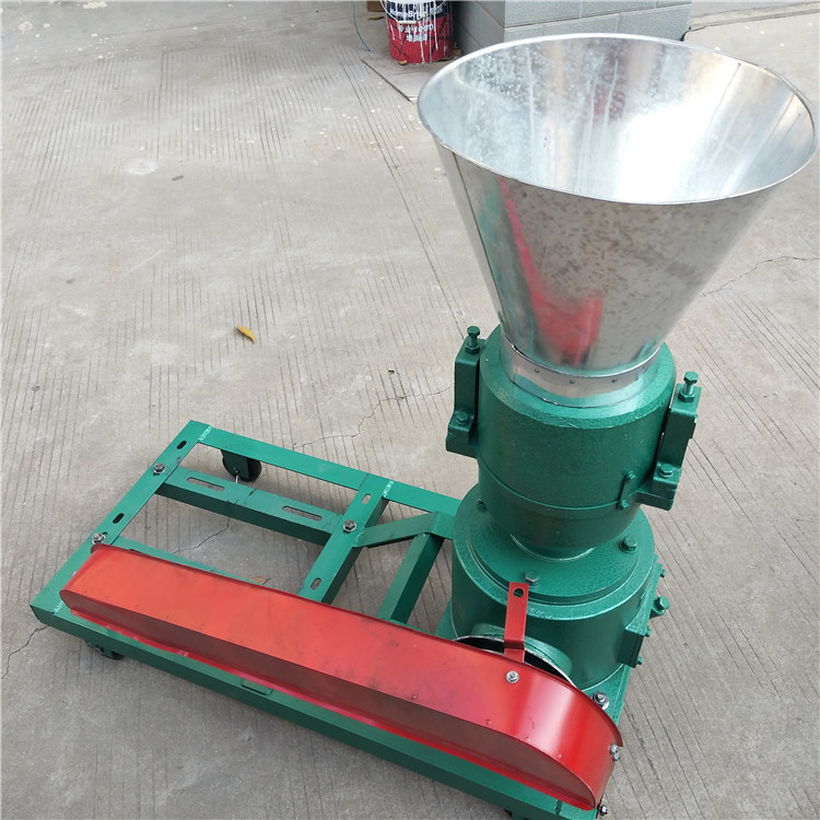 秸秆玉米家用粉碎饲料机 鸡鸭鹅猪牛羊养殖颗粒机