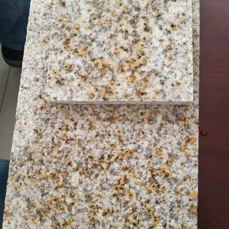 长期出售 荔枝面干挂石材 黄锈石荔枝面 环境石材黄锈石