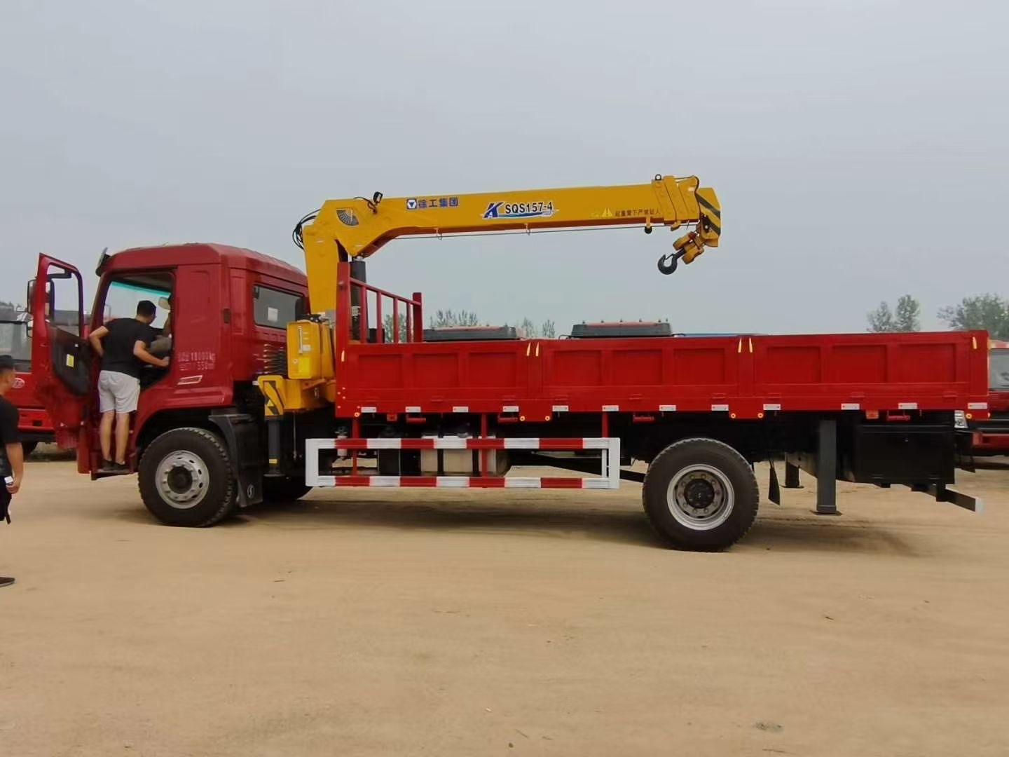 三一8吨随车吊全液压多功能用途广