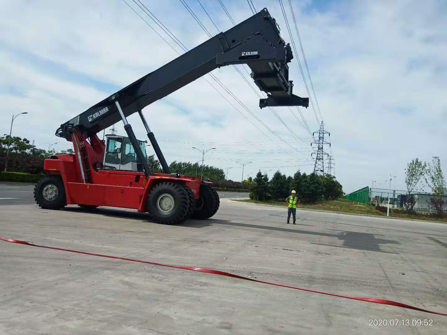 三一正面吊卡尔玛正面吊科尼正面吊集装箱正面吊