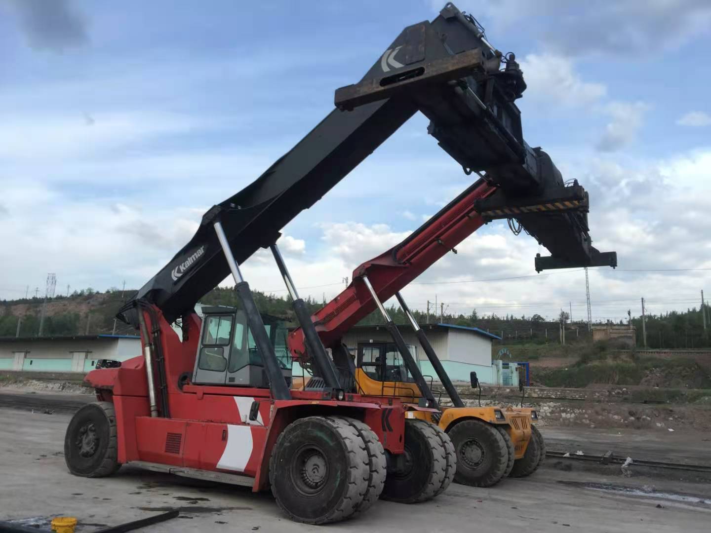 二手正面吊集装箱正面吊正面吊卡尔玛正面吊