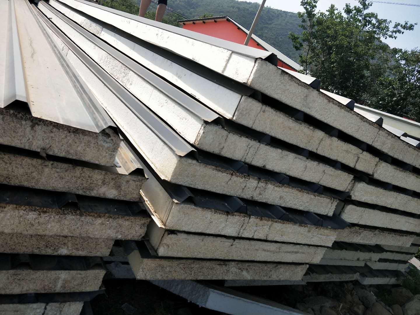 北京废旧彩钢板回收