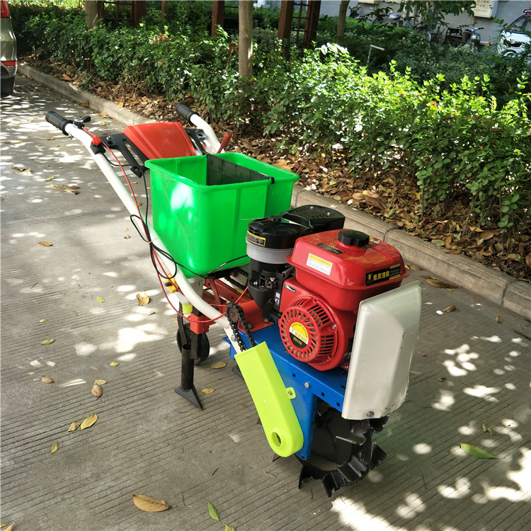 小型自走式施肥机汽油两行追肥机