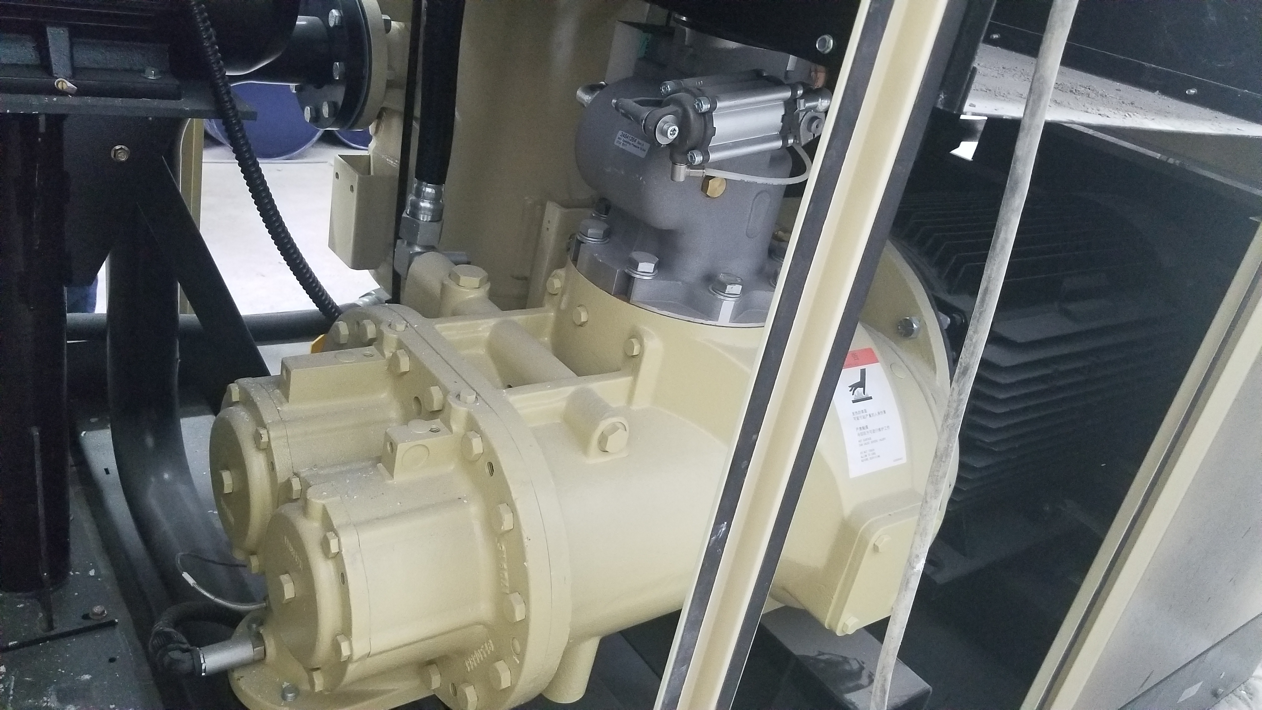 内蒙英格索兰空压机维修保养mm250主机转子大修空压机配件