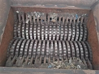 四川乐山二手垃圾撕碎机800型配30kw电机4万转让