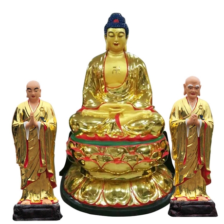 三宝佛雕像图片寺庙大雄宝殿供奉三宝佛雕像