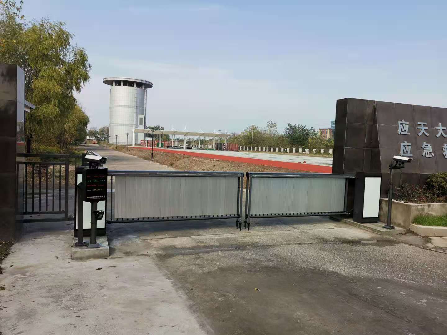 百胜广告道闸百叶窗无动力道闸一体机栅栏广告道闸