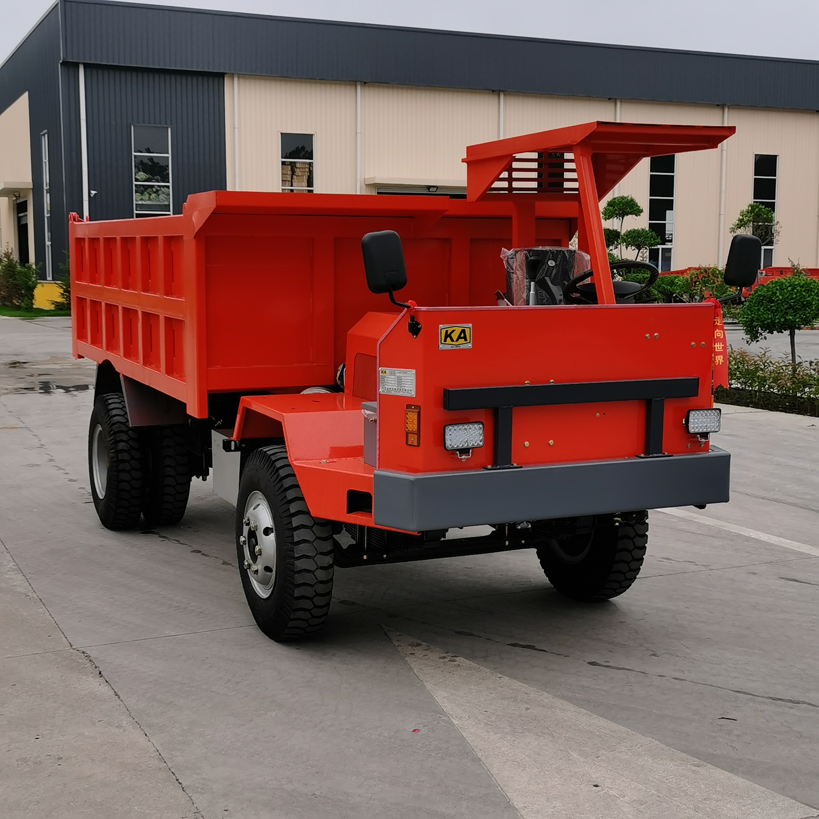 隧道运输低矮型矿用运输车 4吨四轮运矿车 鲁江定制