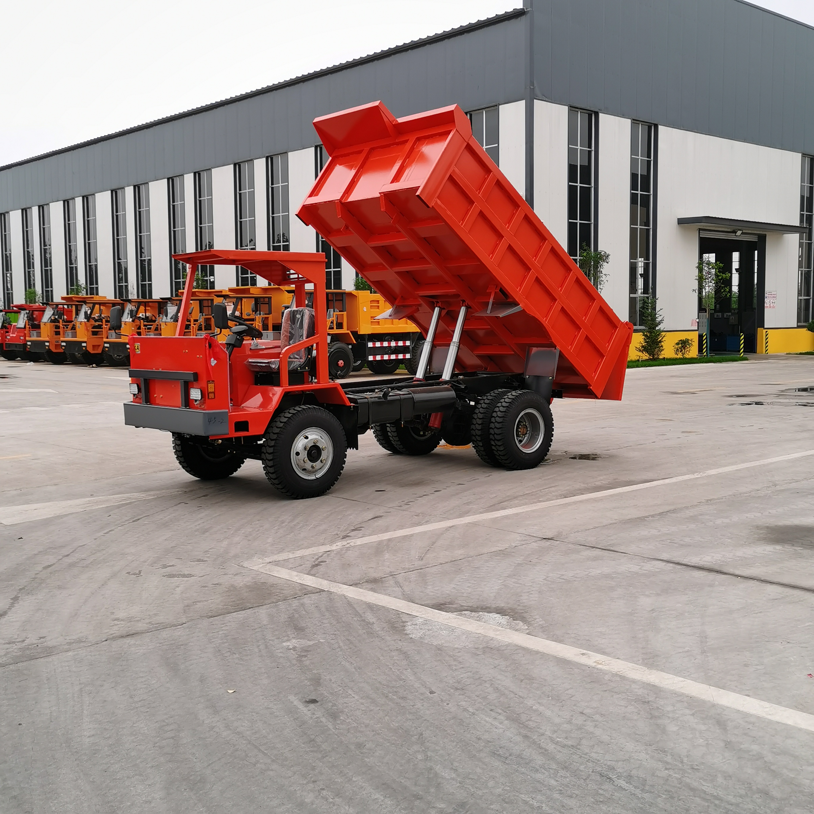 14吨引水洞工程翻斗车 四驱工程自卸车 晟鹏供应