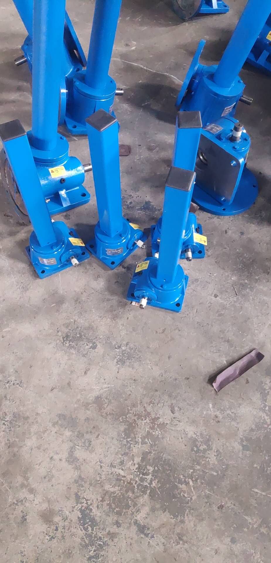 swl丝杆升降机-swl丝杆升降机价格/厂家/批发-吴桥县炜恒减速机有限公