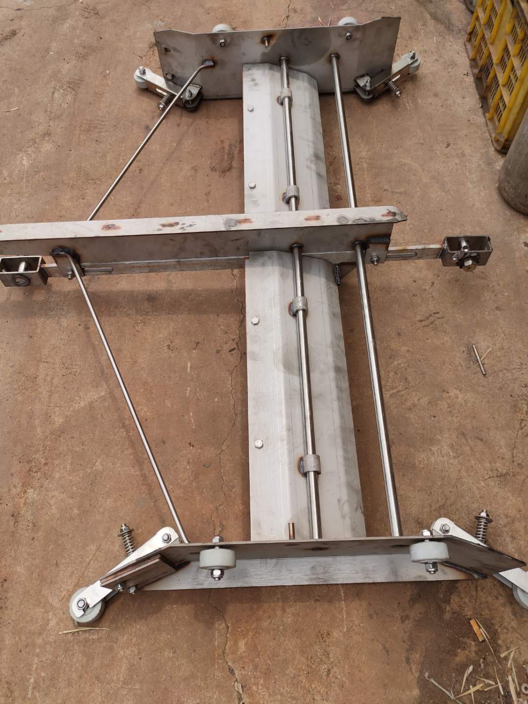 富江全自动刮粪机清粪设备不锈钢刮粪板全自动清粪机