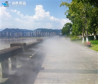 豸